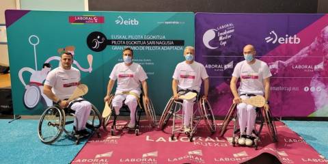 «Usamos el tenis de base, pero queremos practicar todo lo que podamos abarcar»