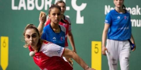 Amaia Aldai, la oñatiarra Uxue Oses y Leire Garai, ganadoras del Plazandreok